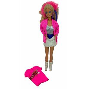 NEAR COMPLETE OUTFIT Vintage 1986 Barbie & The Rockers Doll #1140 w/ T-Shirt